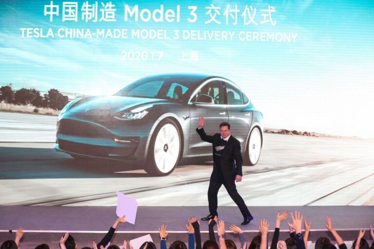 Read more about the article Tesla reassures Chinese users on data security amid spying concerns