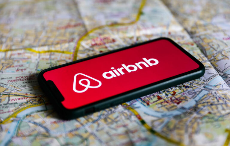 Read more about the article Airbnb is banning indoor security cameras inside its listings