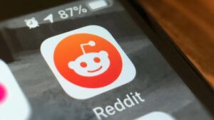 Read more about the article Reddit users on mobile can now translate posts into other languages