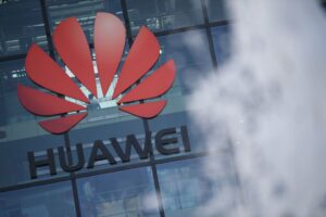 Read more about the article US finds no evidence Huawei can mass produce advanced phone chips