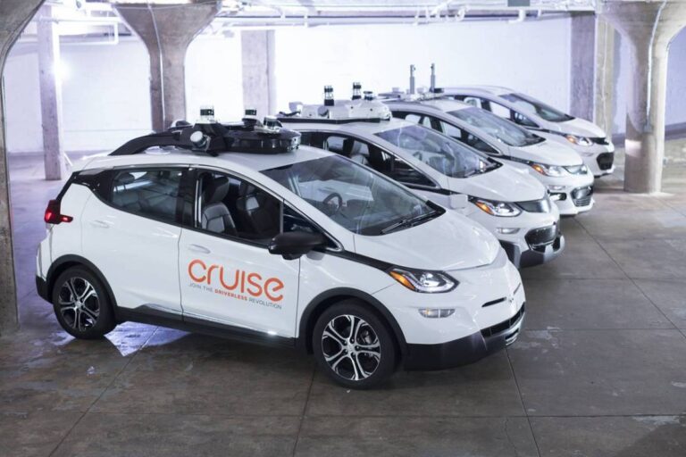 Read more about the article Cruise ceases robotaxi operations, the Apple Watch gets a new feature and Carta tries to head off bad press