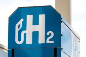 Read more about the article Federal hydrogen hub program could give fuel a boost — or the boot