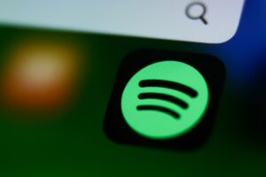 Read more about the article Spotify spotted prepping a $19.99/mo ‘Superpremium’ service with lossless audio, AI playlists and more