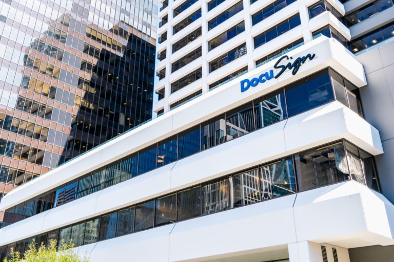 Read more about the article DocuSign lays off 6% of workforce as reported private equity takeover talks stall