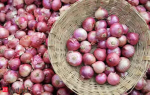 Read more about the article Onion exporters seek ‘fair and equitable’ distribution of export quota, ET Retail