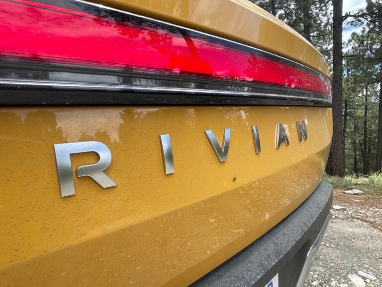 Read more about the article Rivian will reveal its smaller, cheaper R2 SUV on March 7