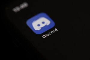 Read more about the article Ads on Discord, AT&T passcode resets, and podcast changes for Android users